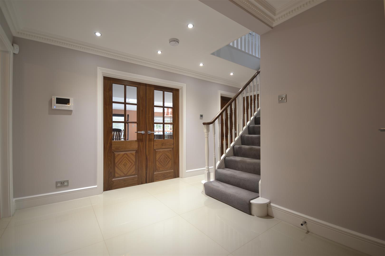 ENTRANCE HALLWAY